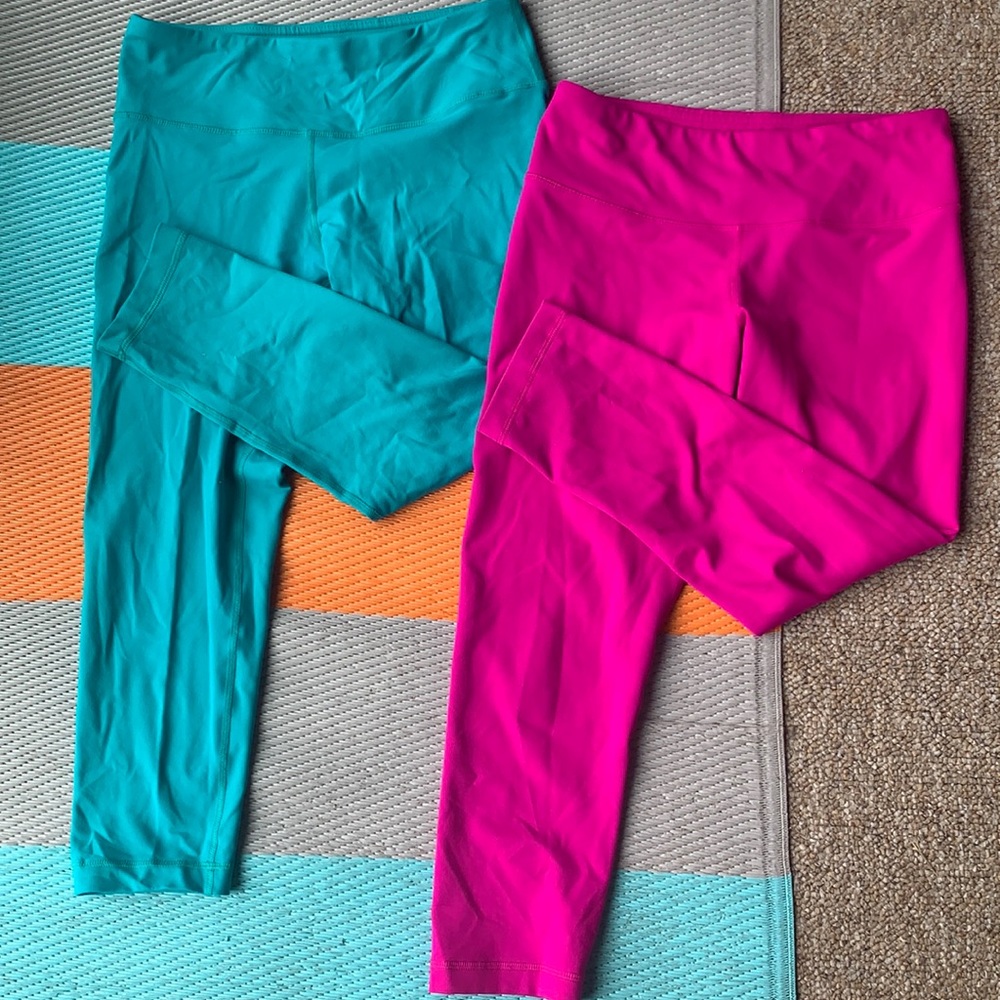 Running leggings lot